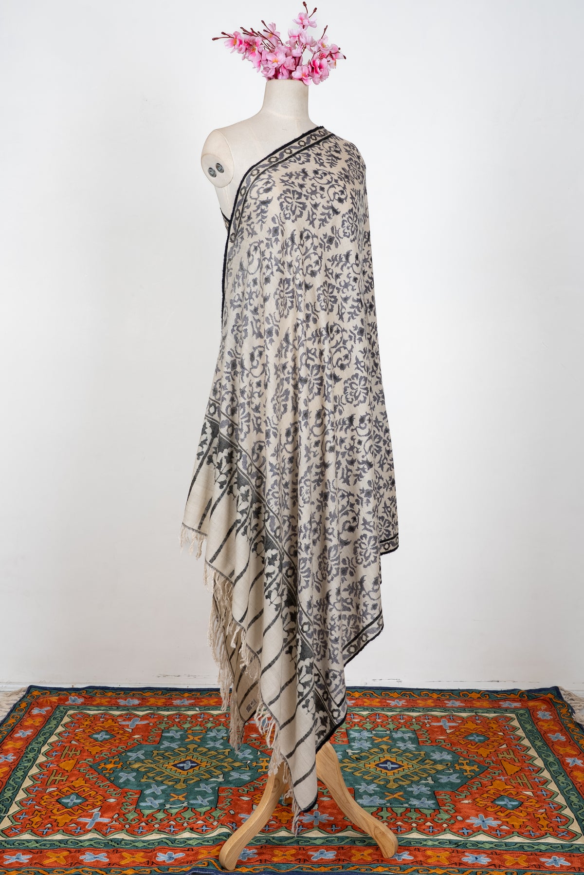 Kani Pure Pashmina Hand Woven Shawl