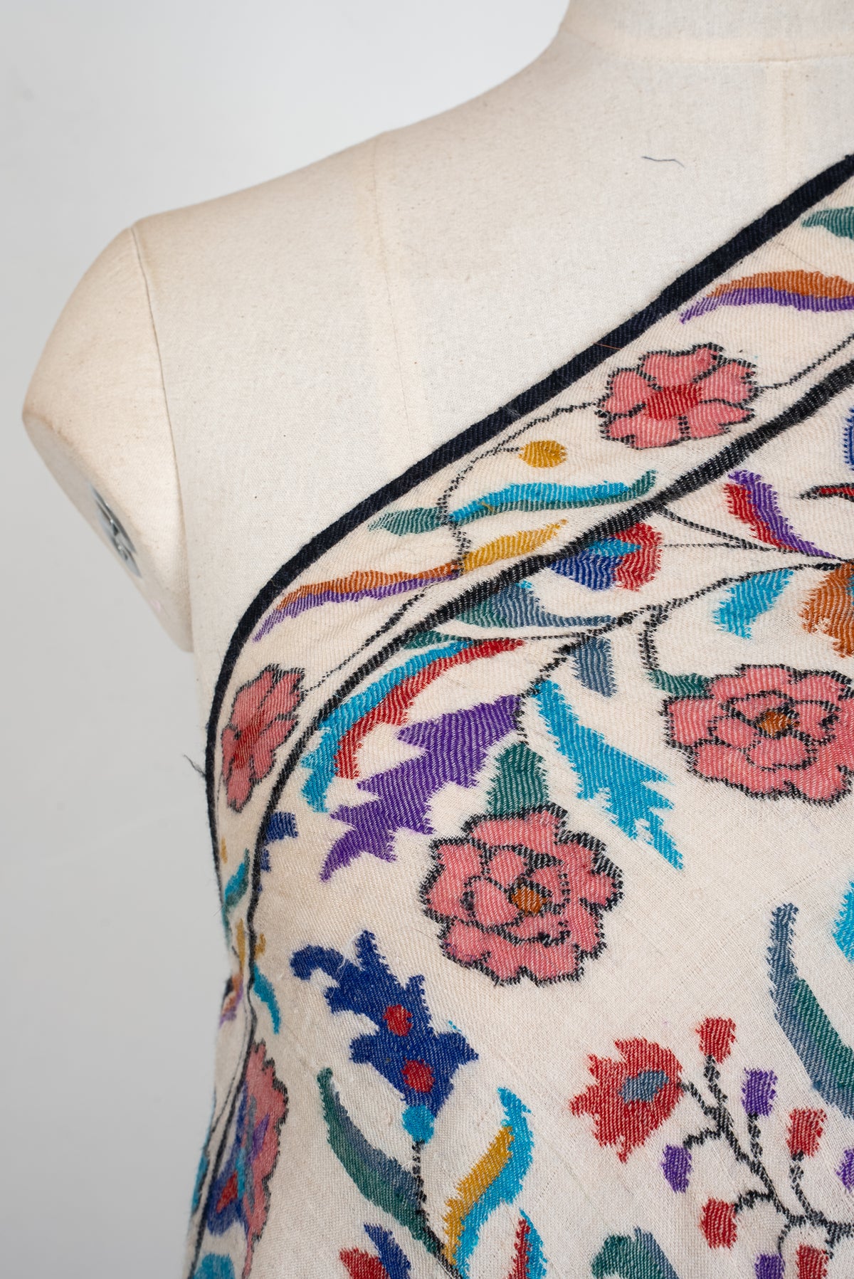 Kani Pure Pashmina Hand Woven Shawl