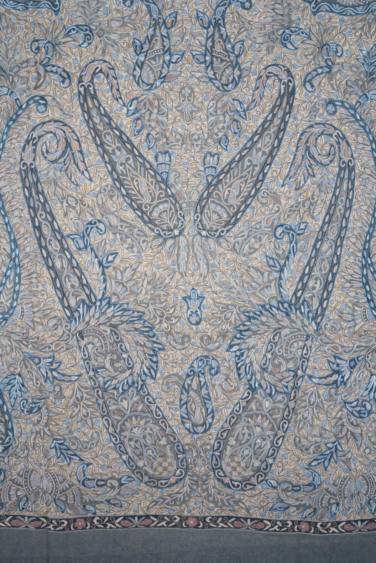 Frosted Paisley Reverie: Pure Pashmina Hand Embroidered Shawl