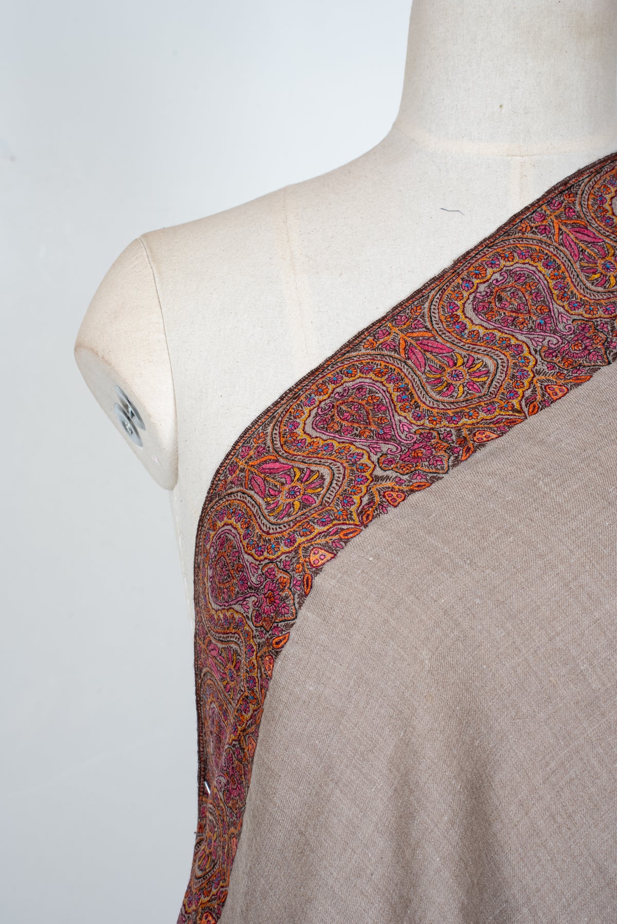 Desert Paisley Whisper: Pure Pashmina Hand Embroidered Shawl