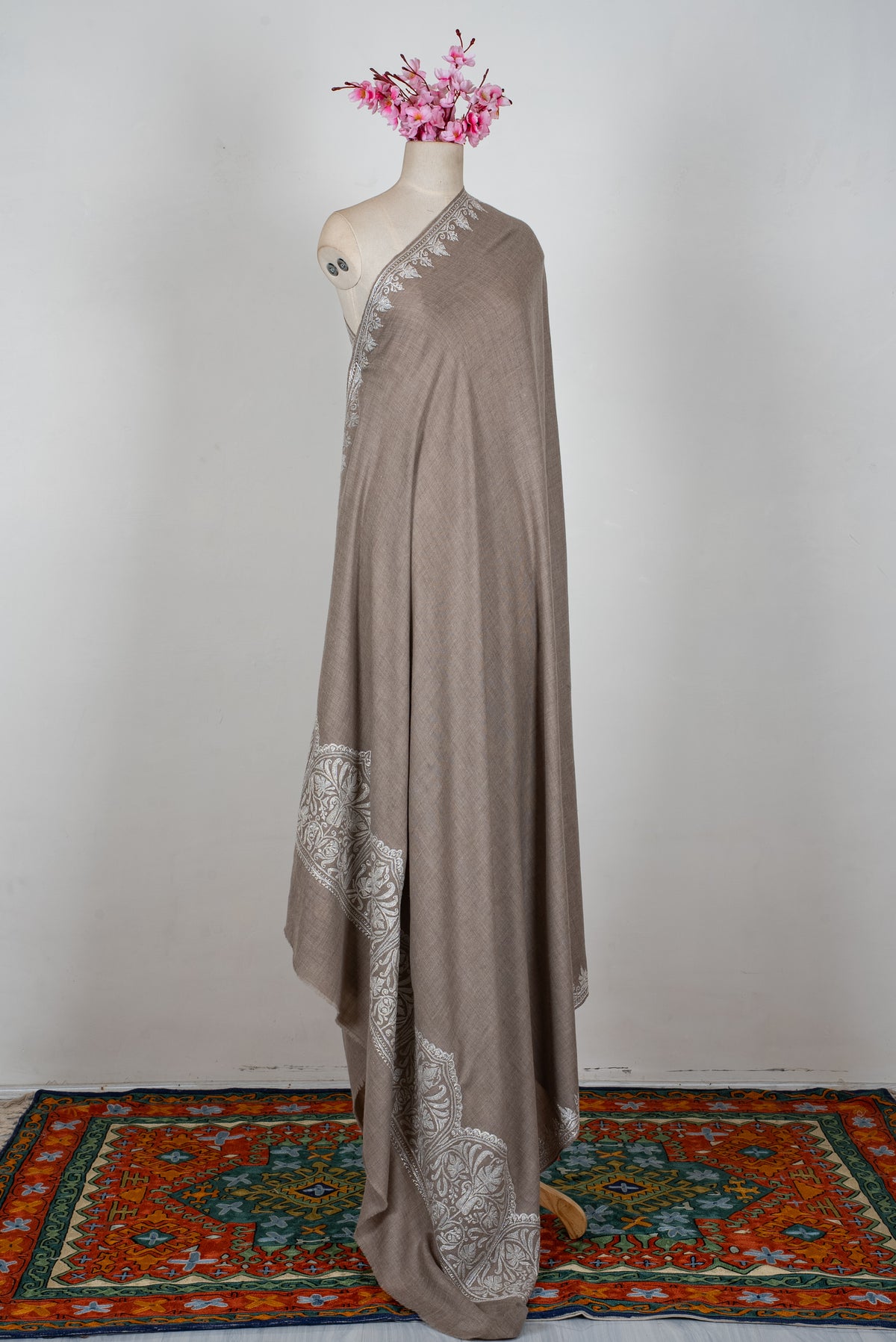 3 yards Moonstone Ivory Elegance: Pure Pashmina Hand Embroidered Shawl