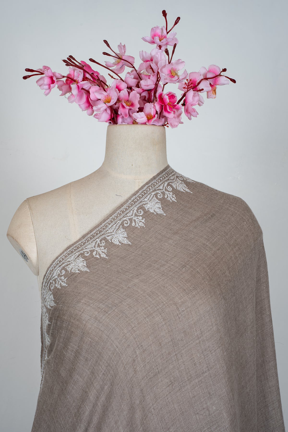 3 yards Moonstone Ivory Elegance: Pure Pashmina Hand Embroidered Shawl