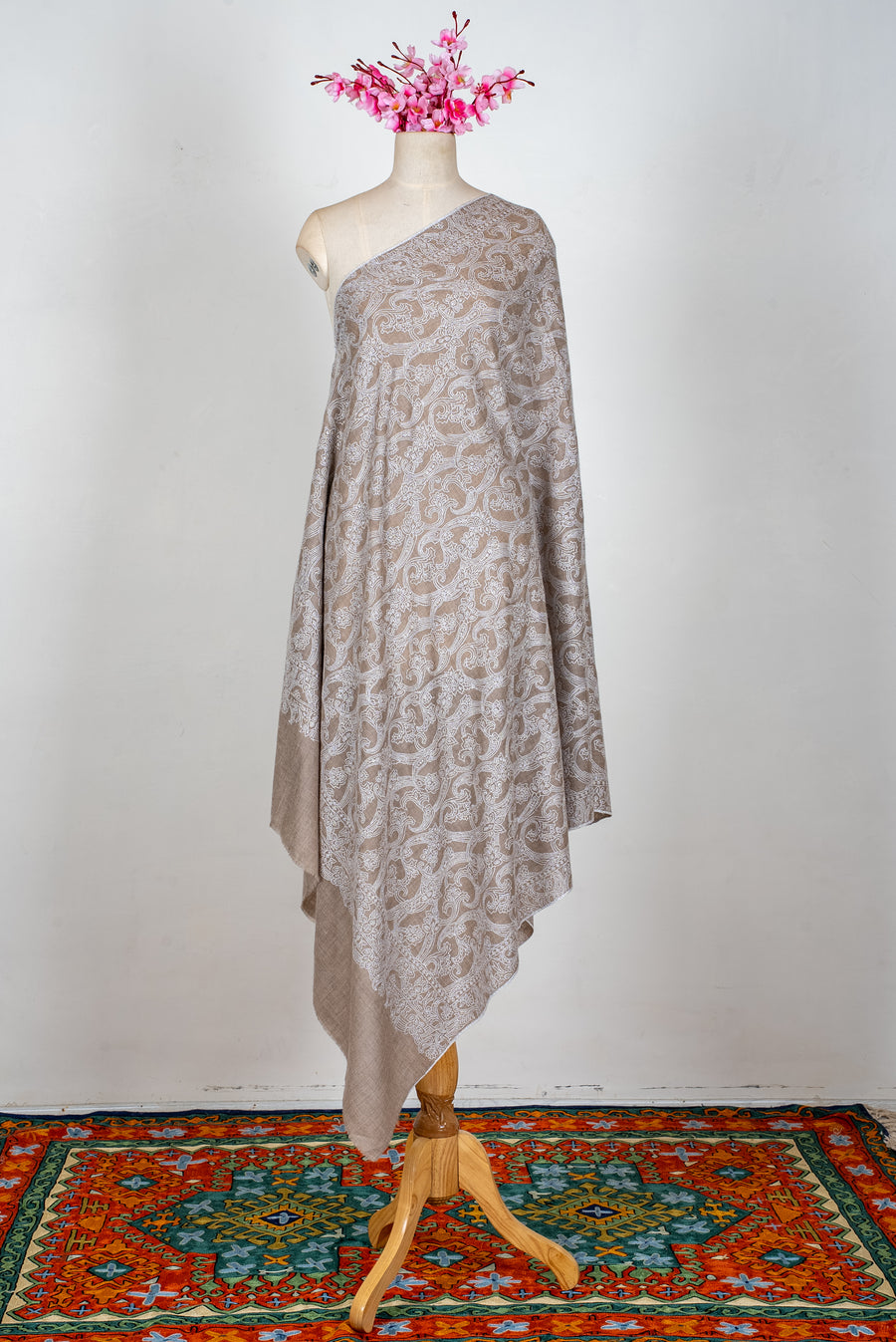 Ivory Vine Symphony: Pure Pashmina Hand Embroidered Shawl