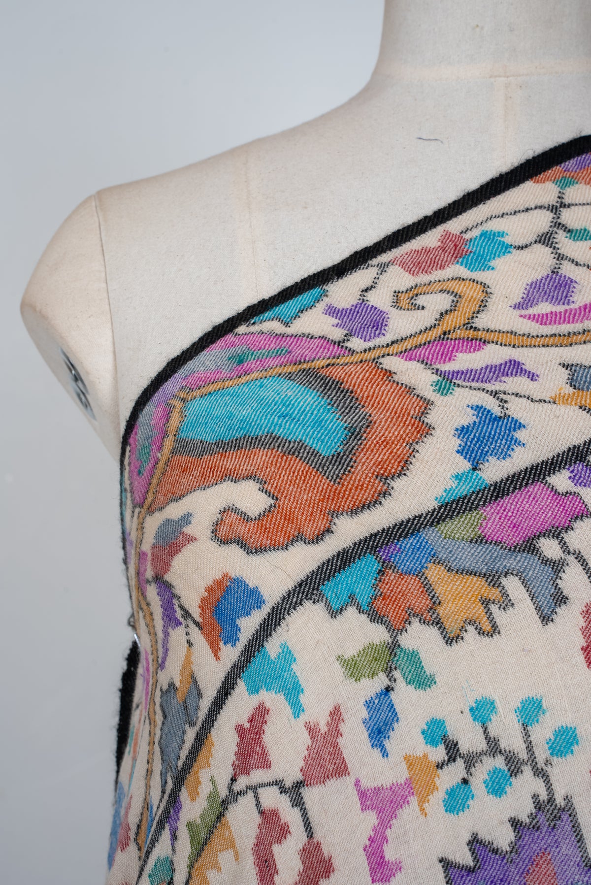 3 Yards Handwoven Kani Pashmina Shawl