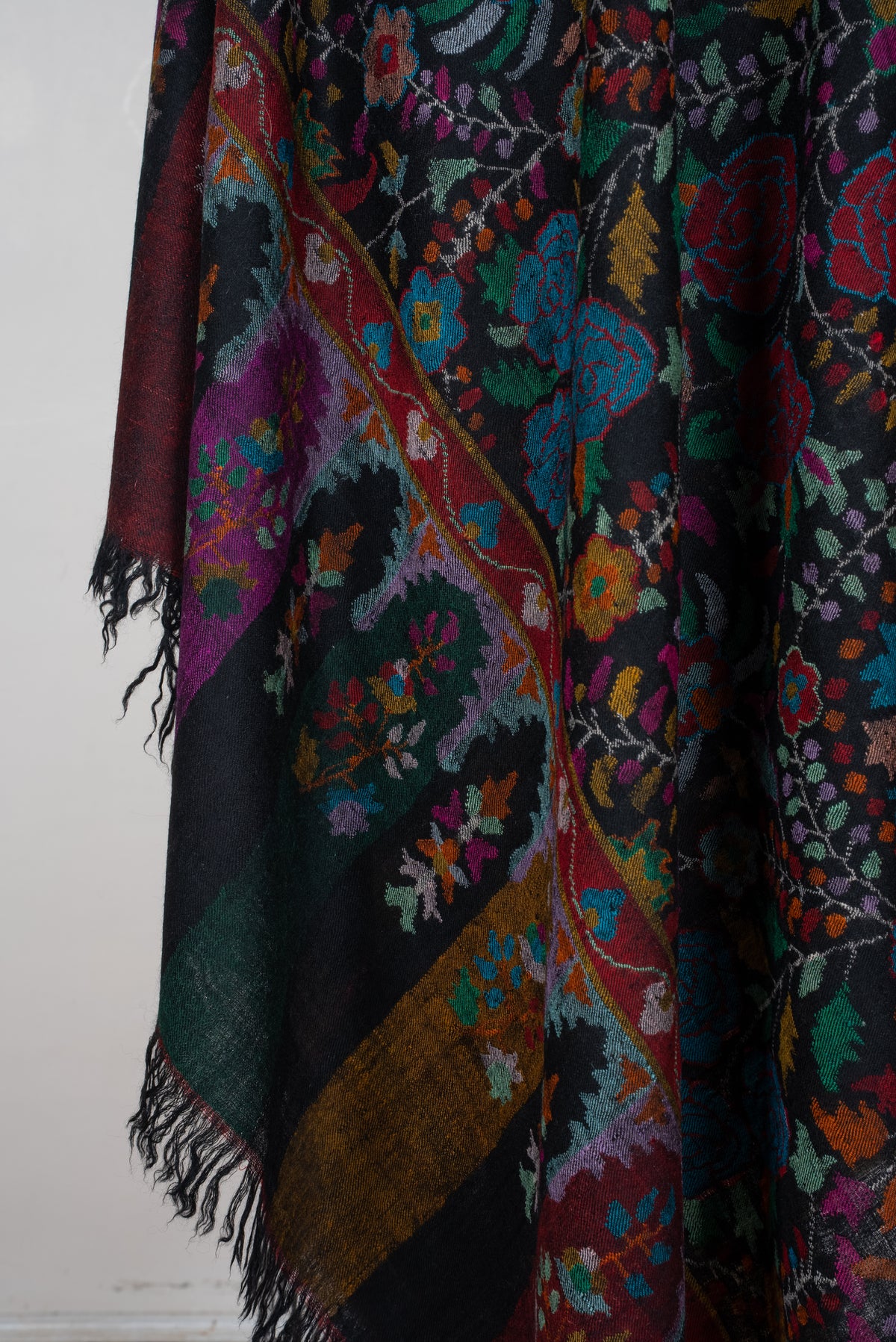 Hand Woven Kani Pure Pashmina Shawl