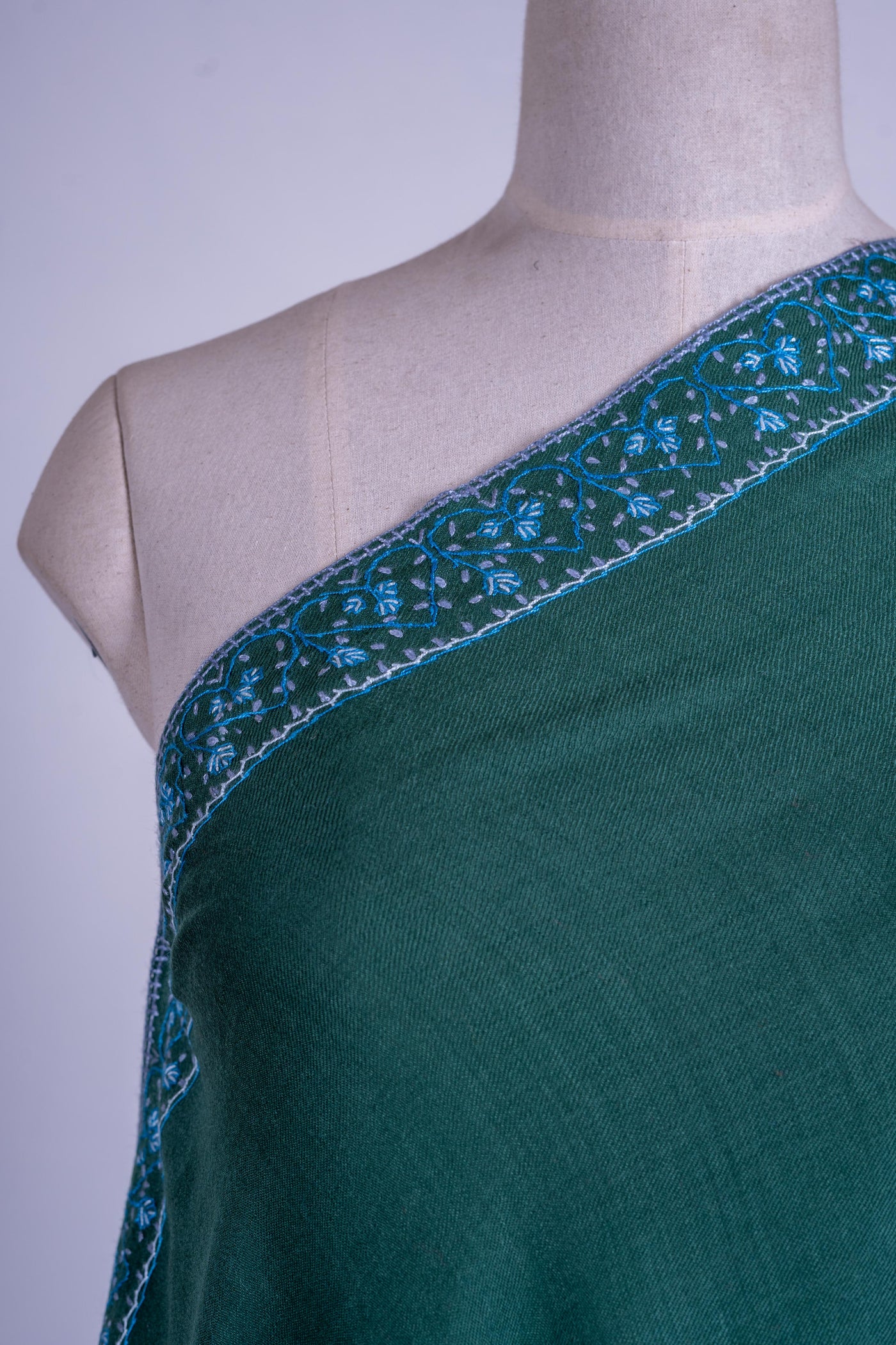 Emerald Elegance - Fine Merino Wool Hand-Embroidered Sozni Shawl