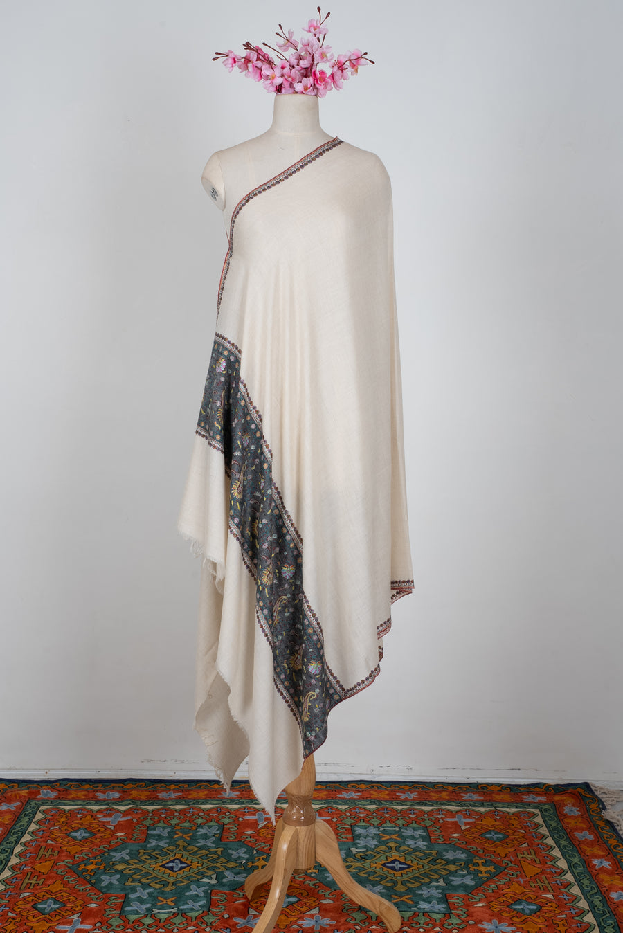 Ivory Meadow Hand Embroidered Pure Pashmina Shawl