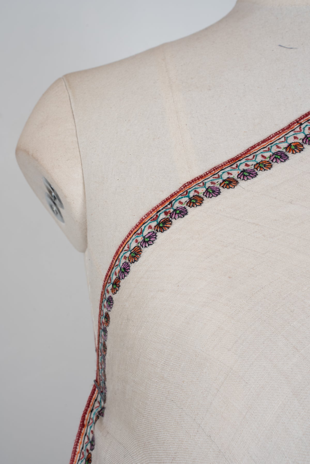 Ivory Meadow Hand Embroidered Pure Pashmina Shawl