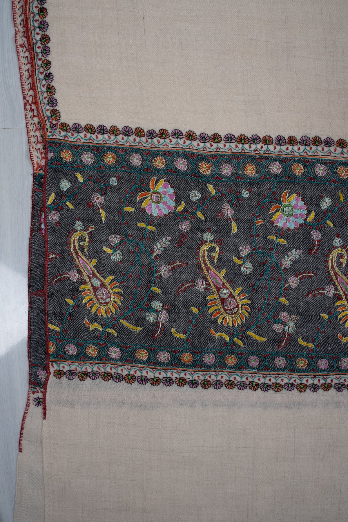 Ivory Meadow Hand Embroidered Pure Pashmina Shawl