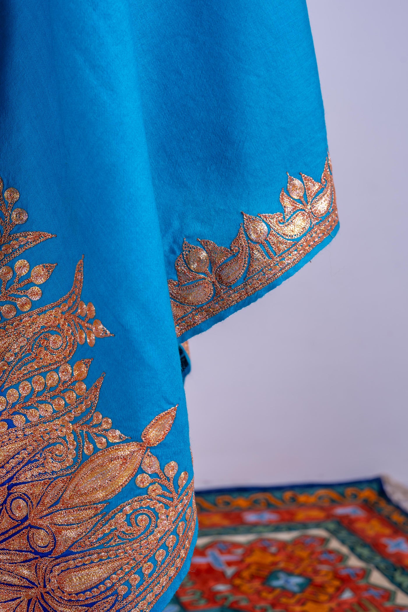 Turquoise Splendor - Merino Wool Shawl with Tilla Borders