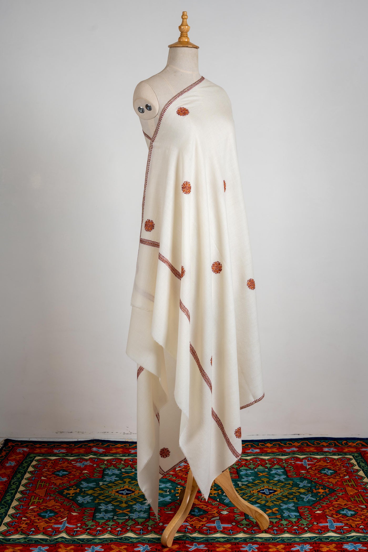 Ivory Elegance Merino Wool Shawl with Sozni Hand Embroidery