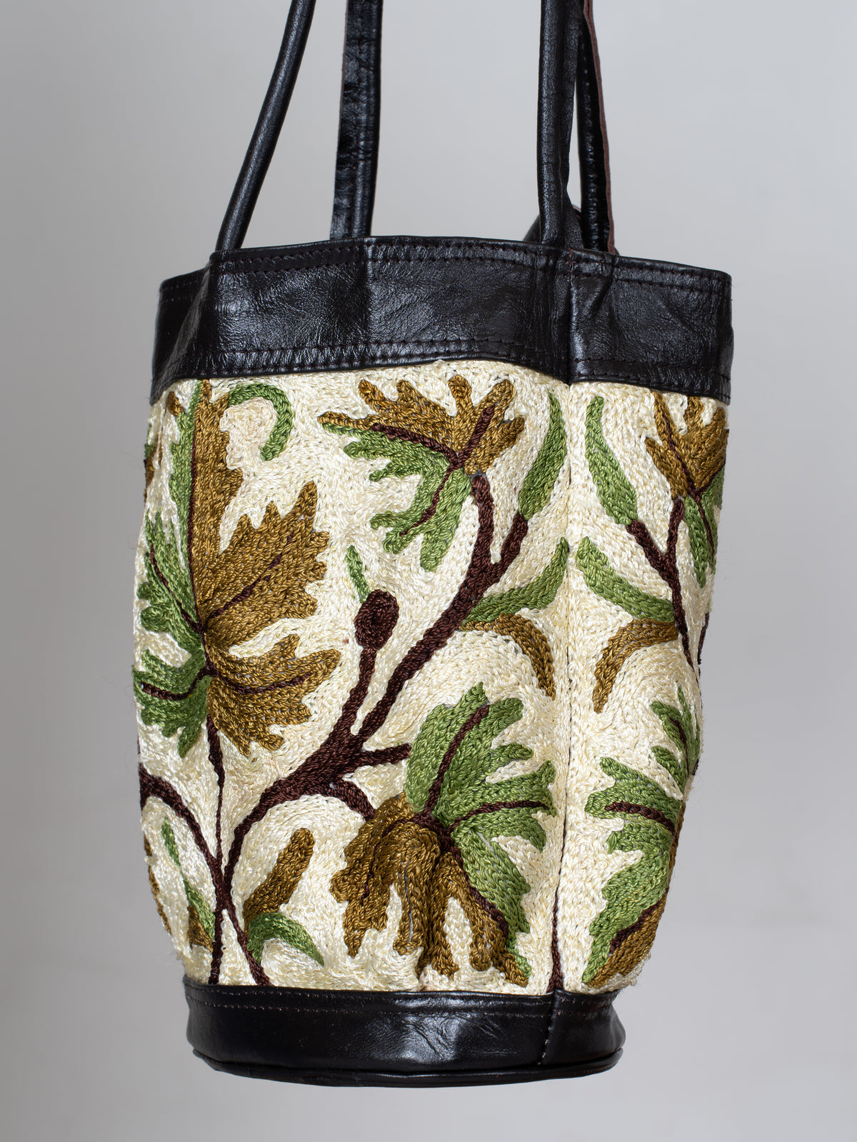 Woodland Elegance Aari Hand Embroidered Kashmiri Purse