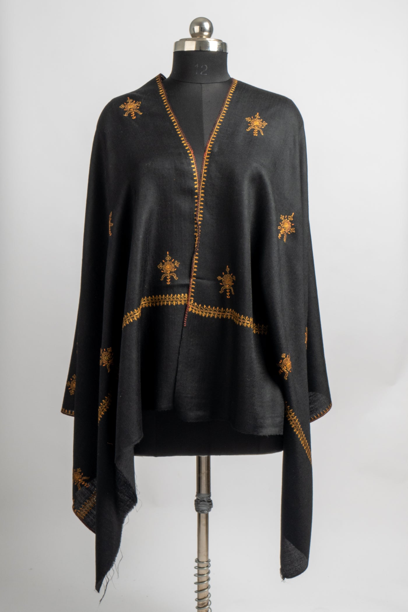 Noir Majesty: Hand-Embroidered Sozni Merino Wool Scarf