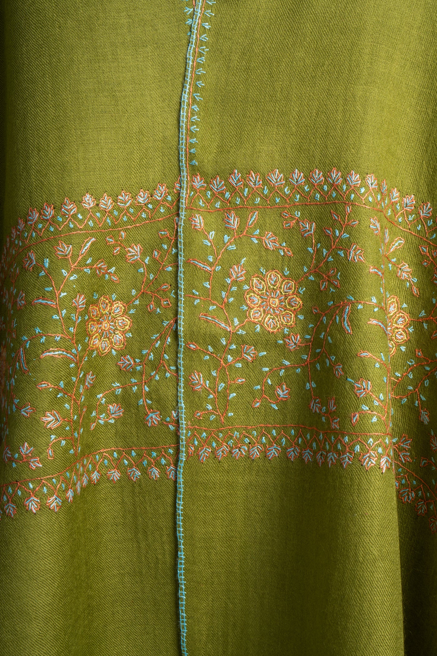 Verdant Bliss: Sozni-Embroidered Handcrafted Merino Wool Scarf