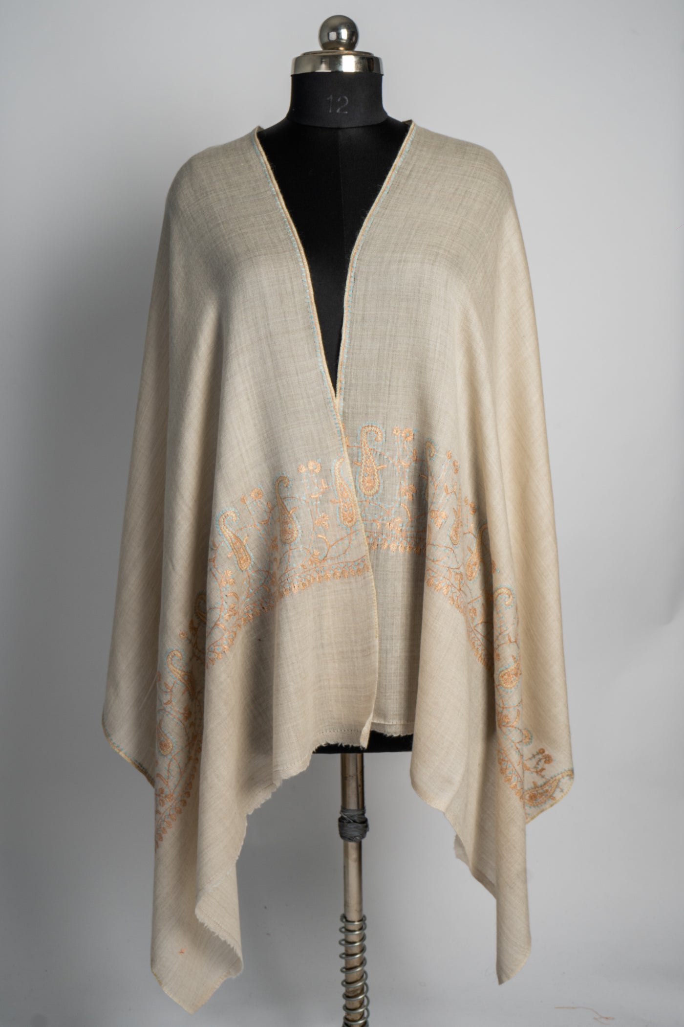 Desert Elegance: Hand-Embroidered Sozni Merino Wool Scarf