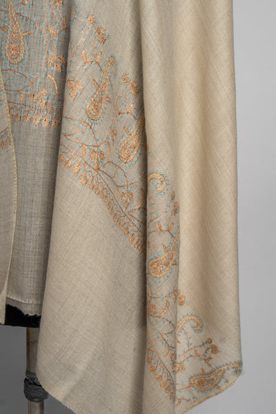 Desert Elegance: Hand-Embroidered Sozni Merino Wool Scarf