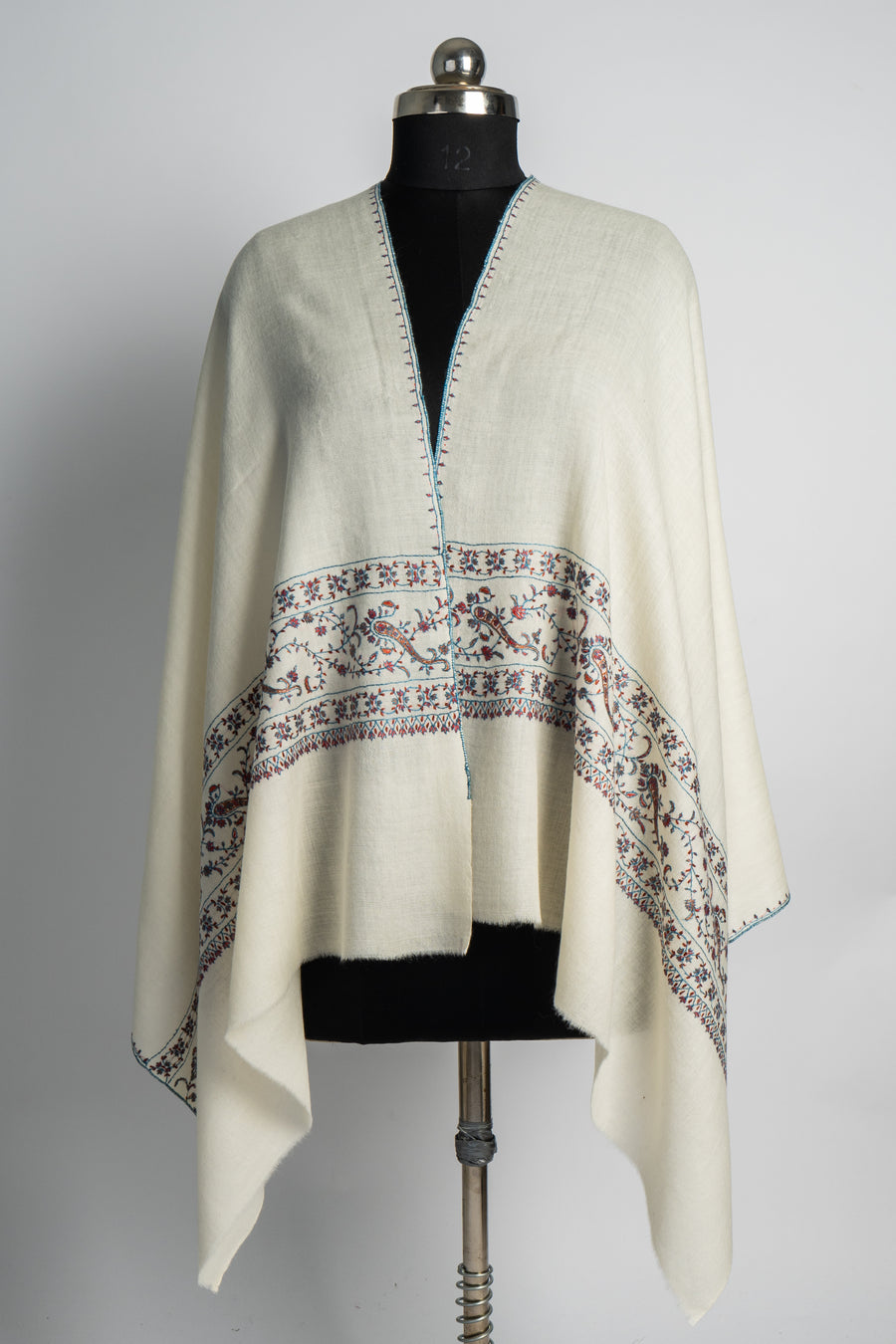 Ivory Splendor: Sozni-Embroidered Merino Wool Stole