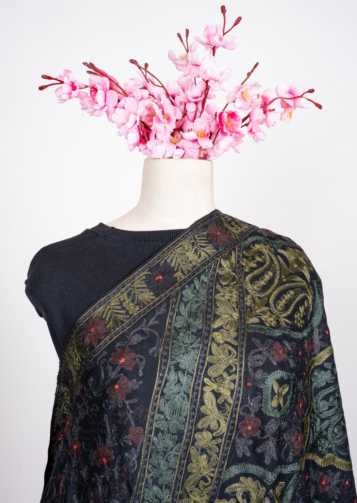 Obsidian Royale Aari Machine Embroidered Shawl