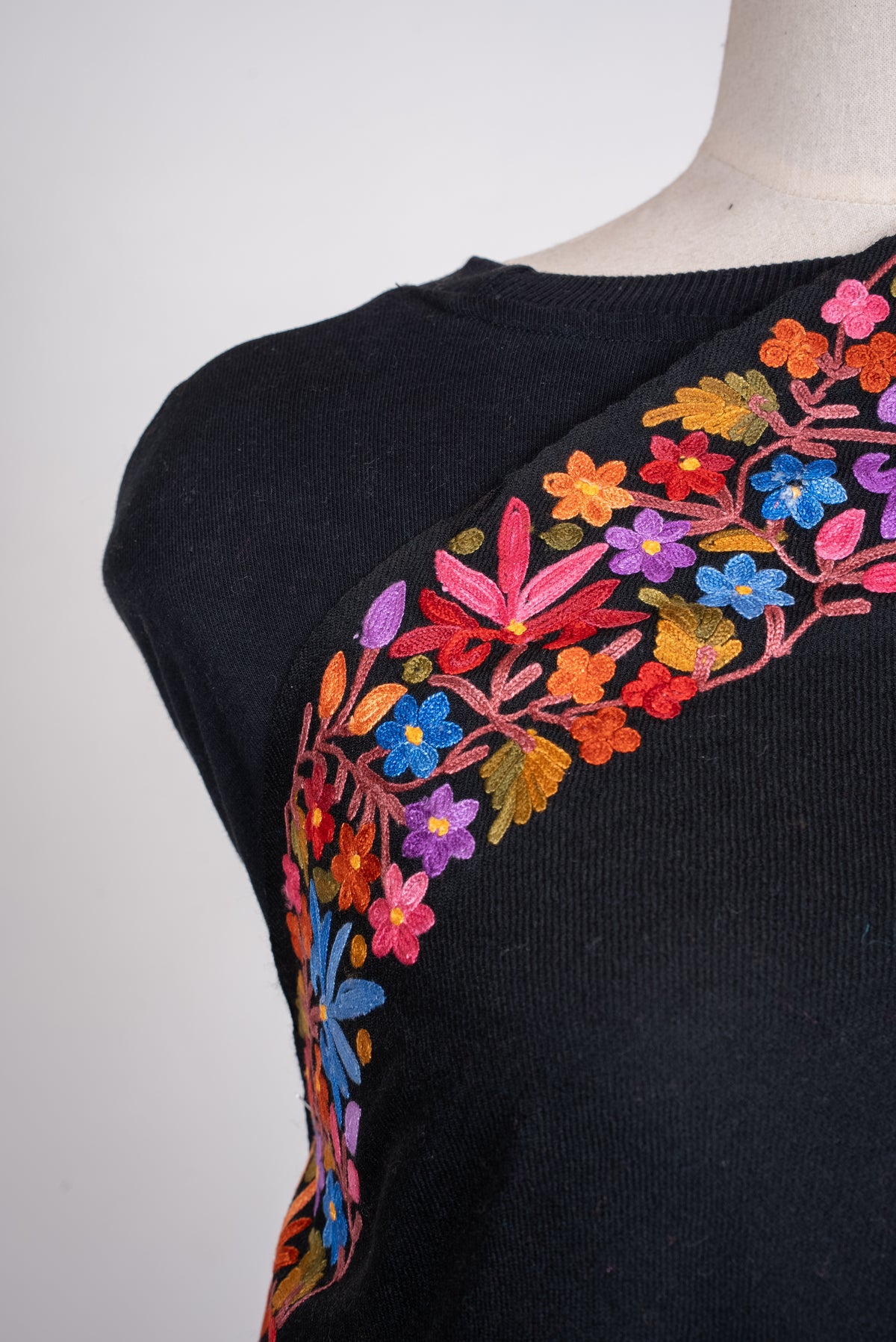 Midnight Festival Bloom Aari Machine Embroidered Shawl