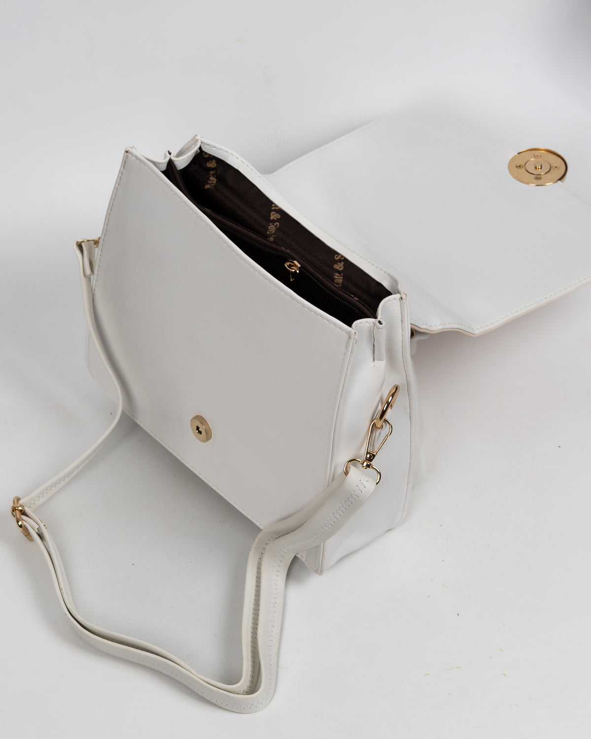 Gul-e-Safaid – Aari Embroidery Shoulder Bag
