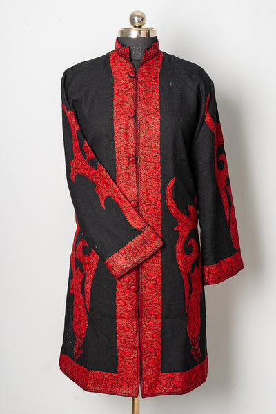 Alamdaar Elegance: Regal Aari Embroidery Jacket