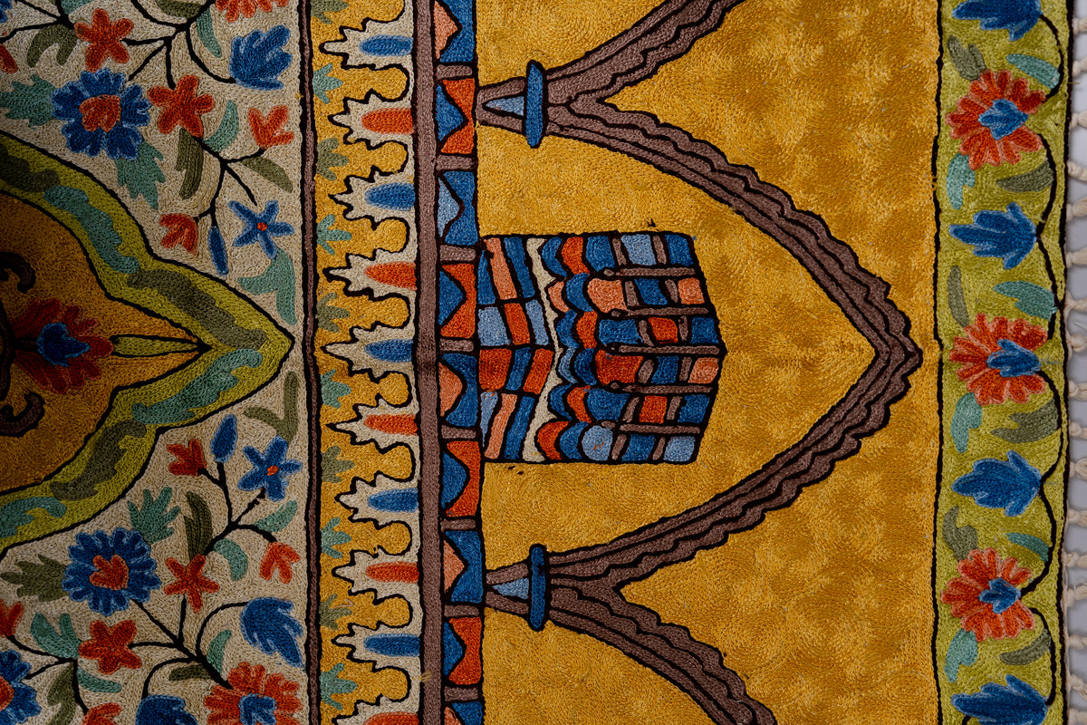 Mehrab-e-Zareen Hand-Embroidered Chain Stitch Jainimaz (Prayer Mat)