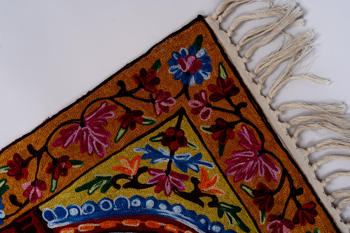 Baitullah Aura Hand-Embroidered Chain Stitch Jainimaz (Prayer Mat)