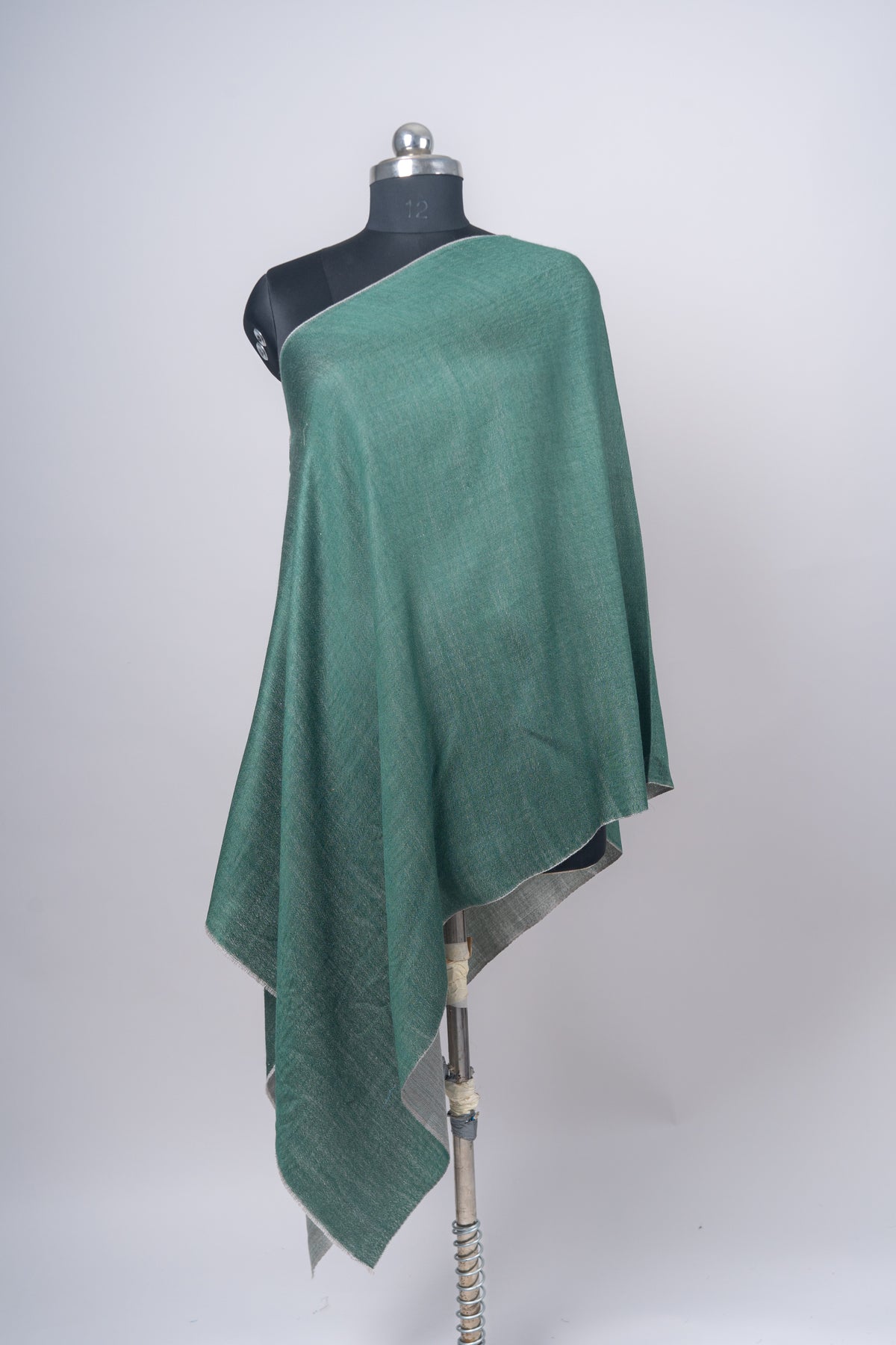Sabz Roshan: Reversible Merino Wool Stole in Emerald & Silver Mist