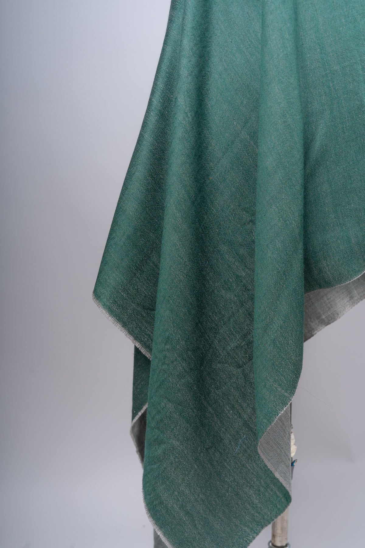 Sabz Roshan: Reversible Merino Wool Stole in Emerald & Silver Mist