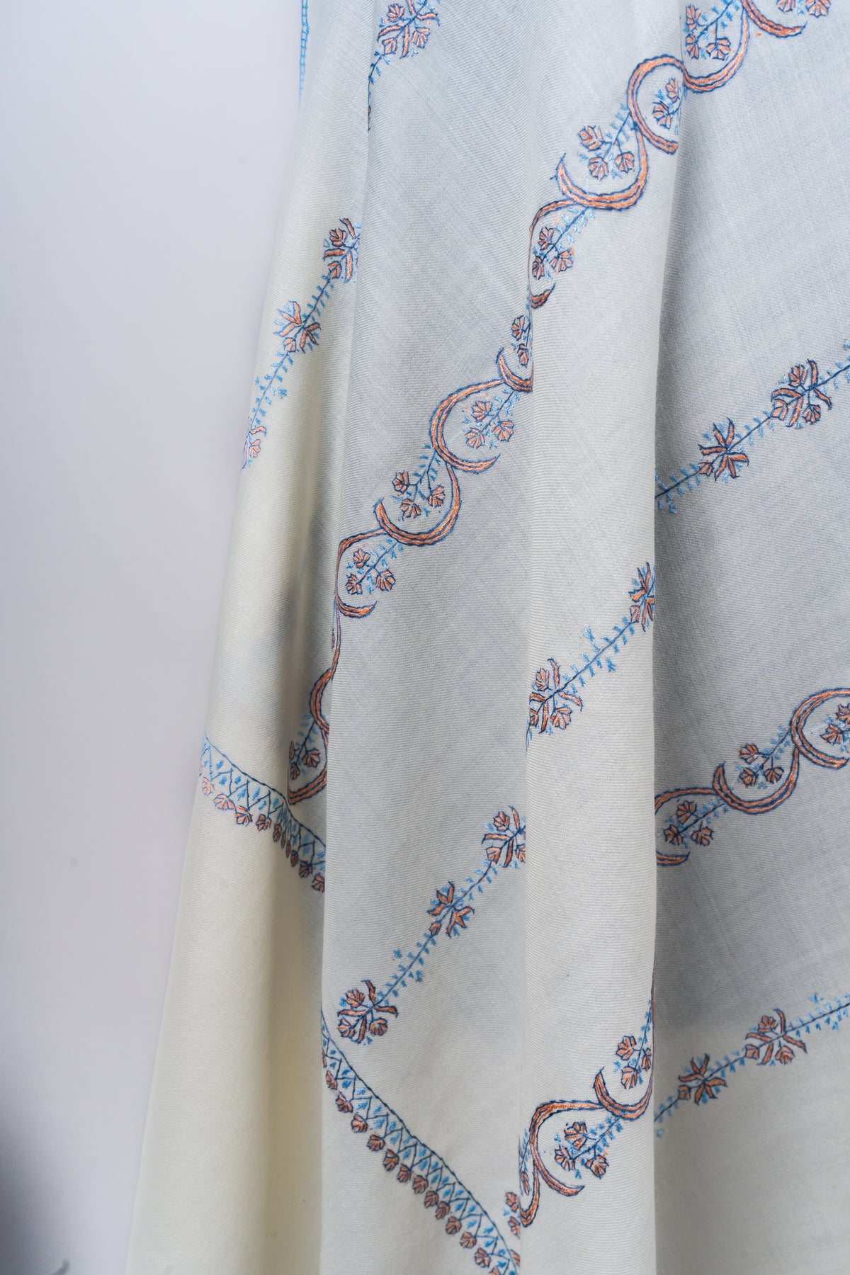 Noor-e-Khaas: Hand-Embroidered Sozni Shawl in Pure Merino Wool
