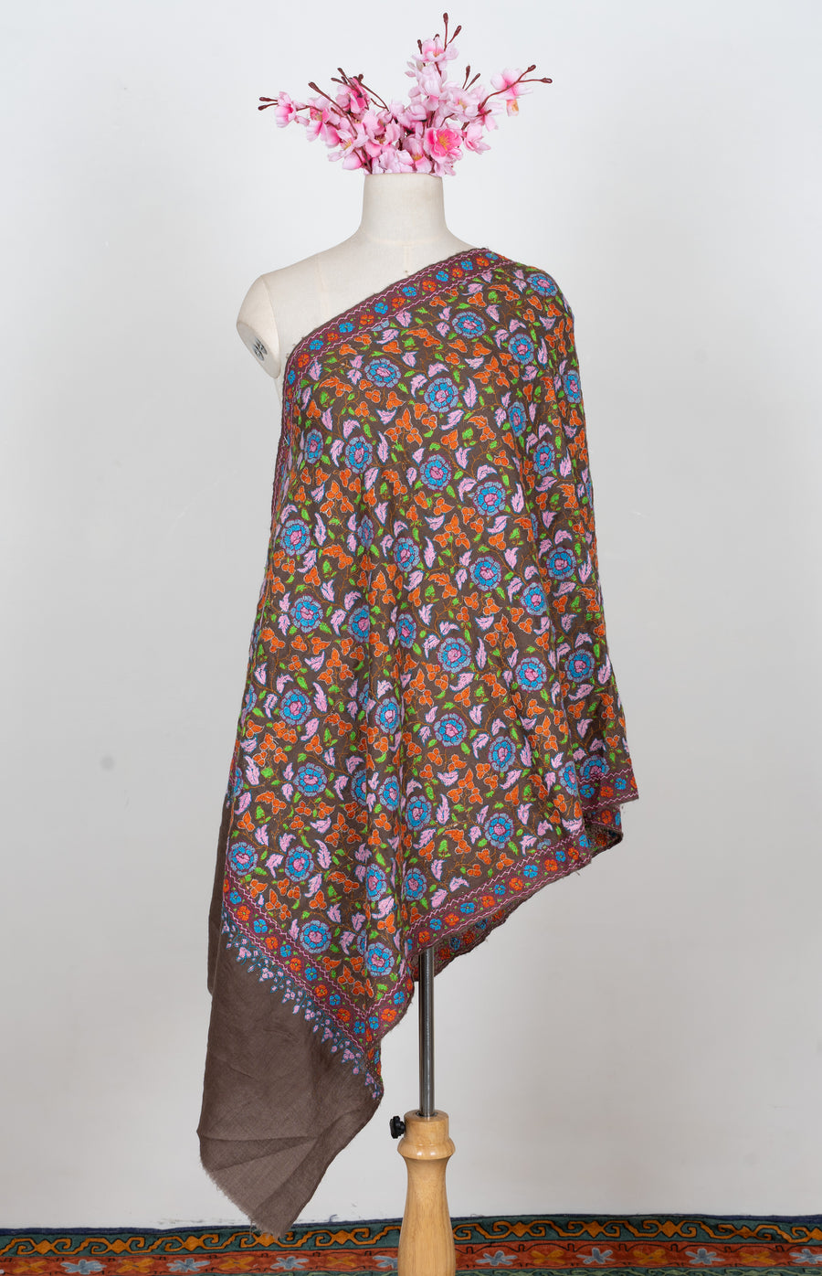 Papier-Mâché Zameen Gul Sozni Merino Stole