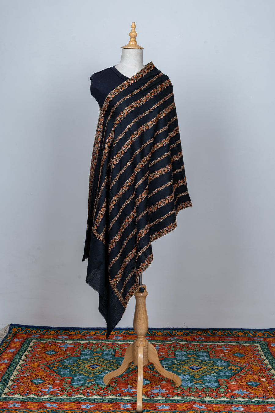 Naar-e-Zar: Hand-Embroidered Sozni Merino Wool Stole