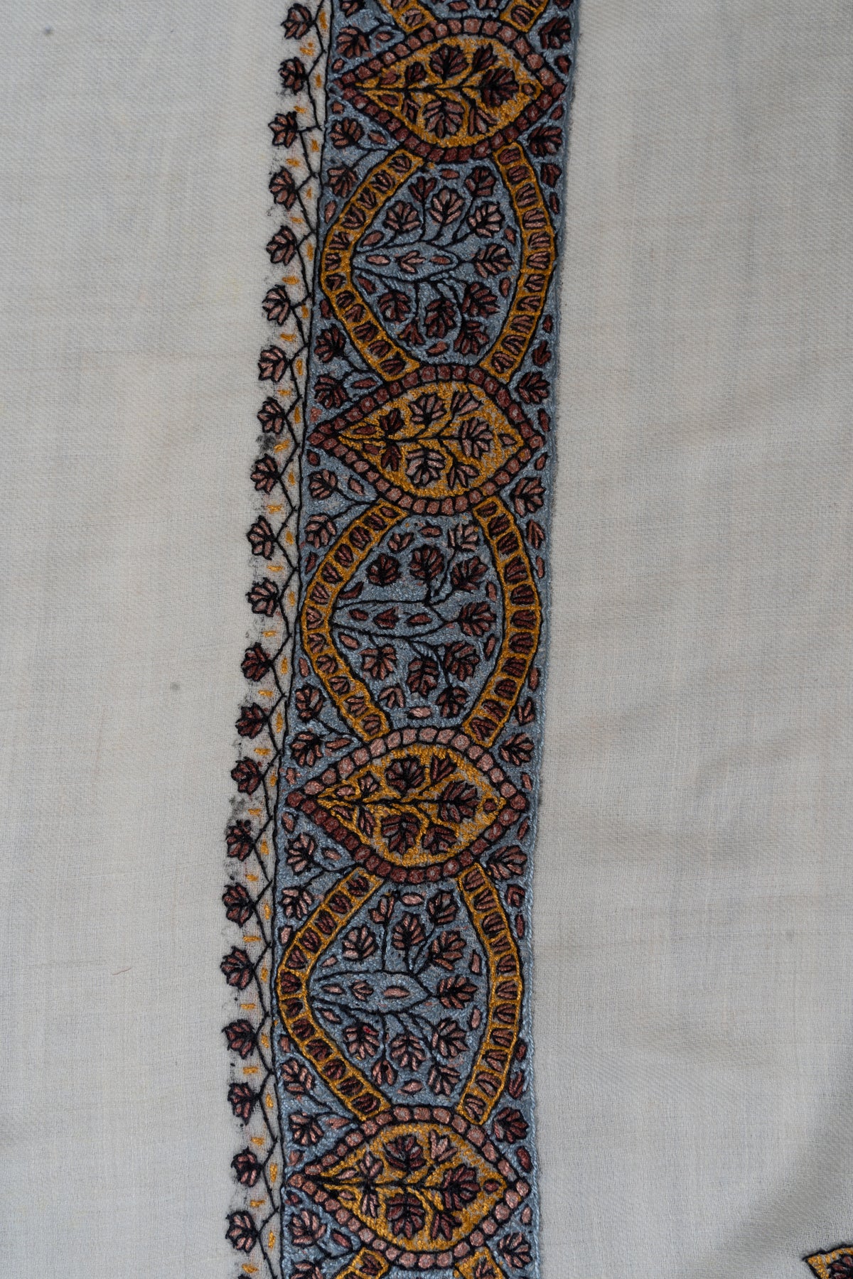 Zill-e-Neelam Hand-Embroidered Cashmere Men's Rumal