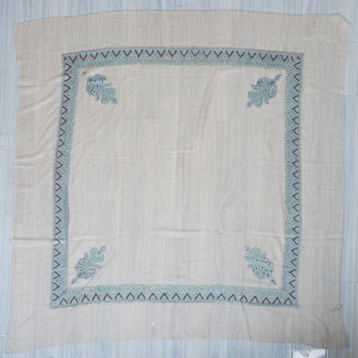 Neel-e-Sukoon Hand-Embroidered Cashmere Men's Rumal