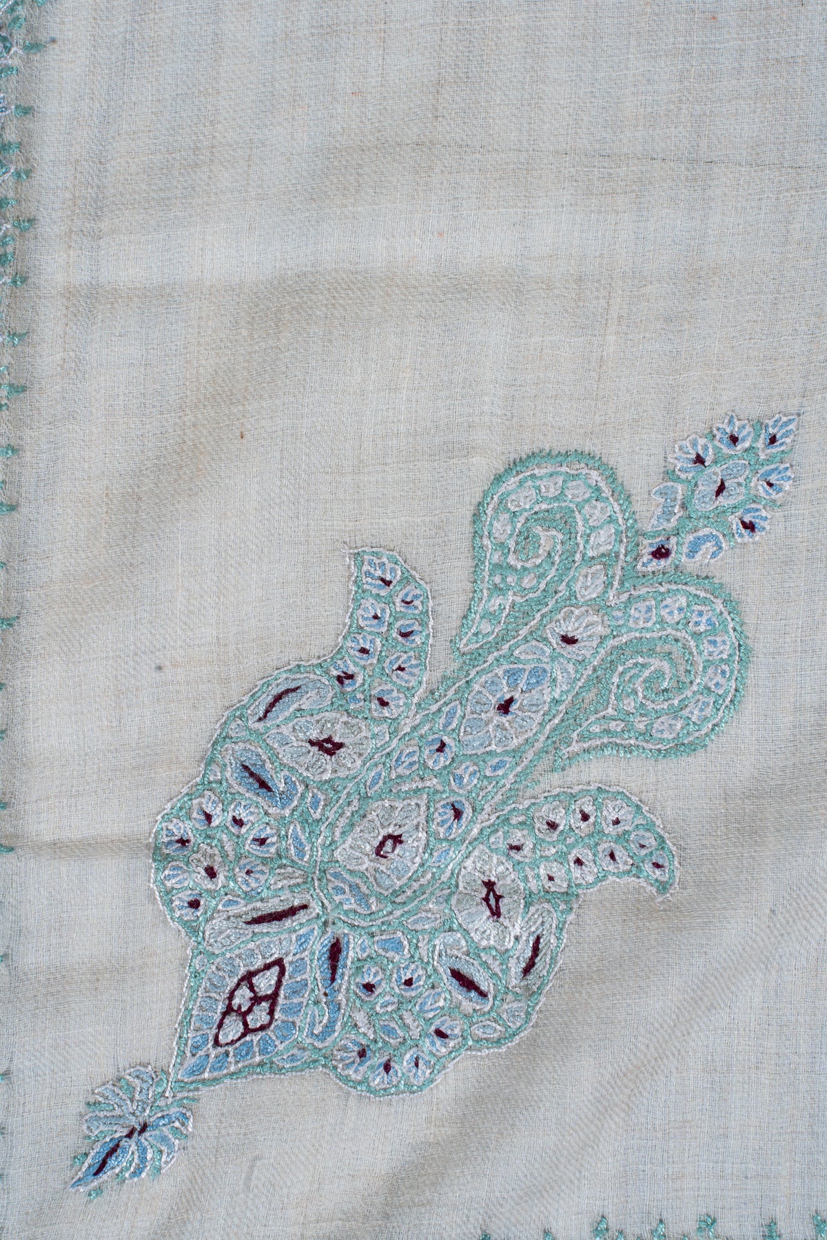 Neel-e-Sukoon Hand-Embroidered Cashmere Men's Rumal