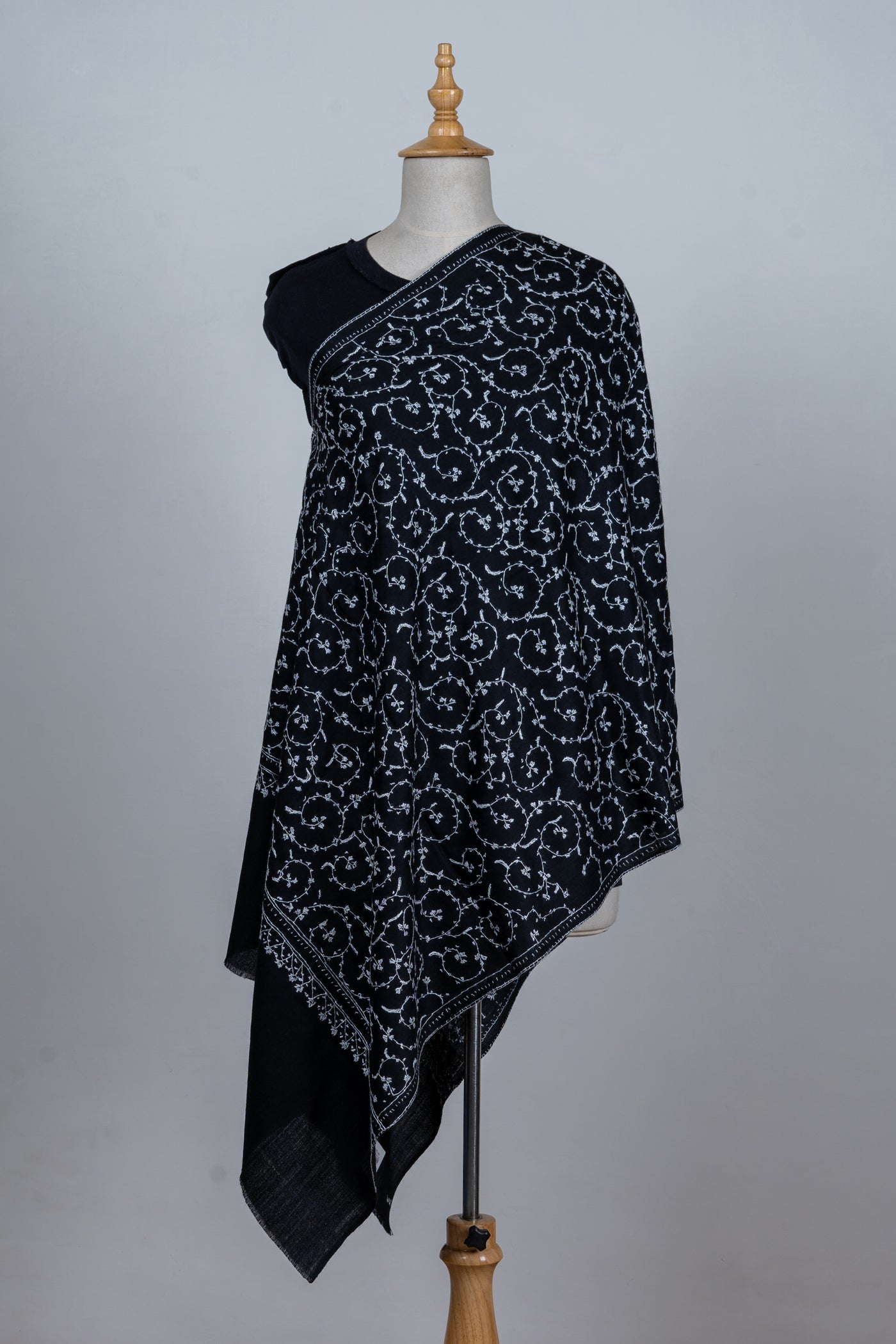 Shabnum Noir: All-Over Sozni Hand-Embroidered Merino Wool scarf