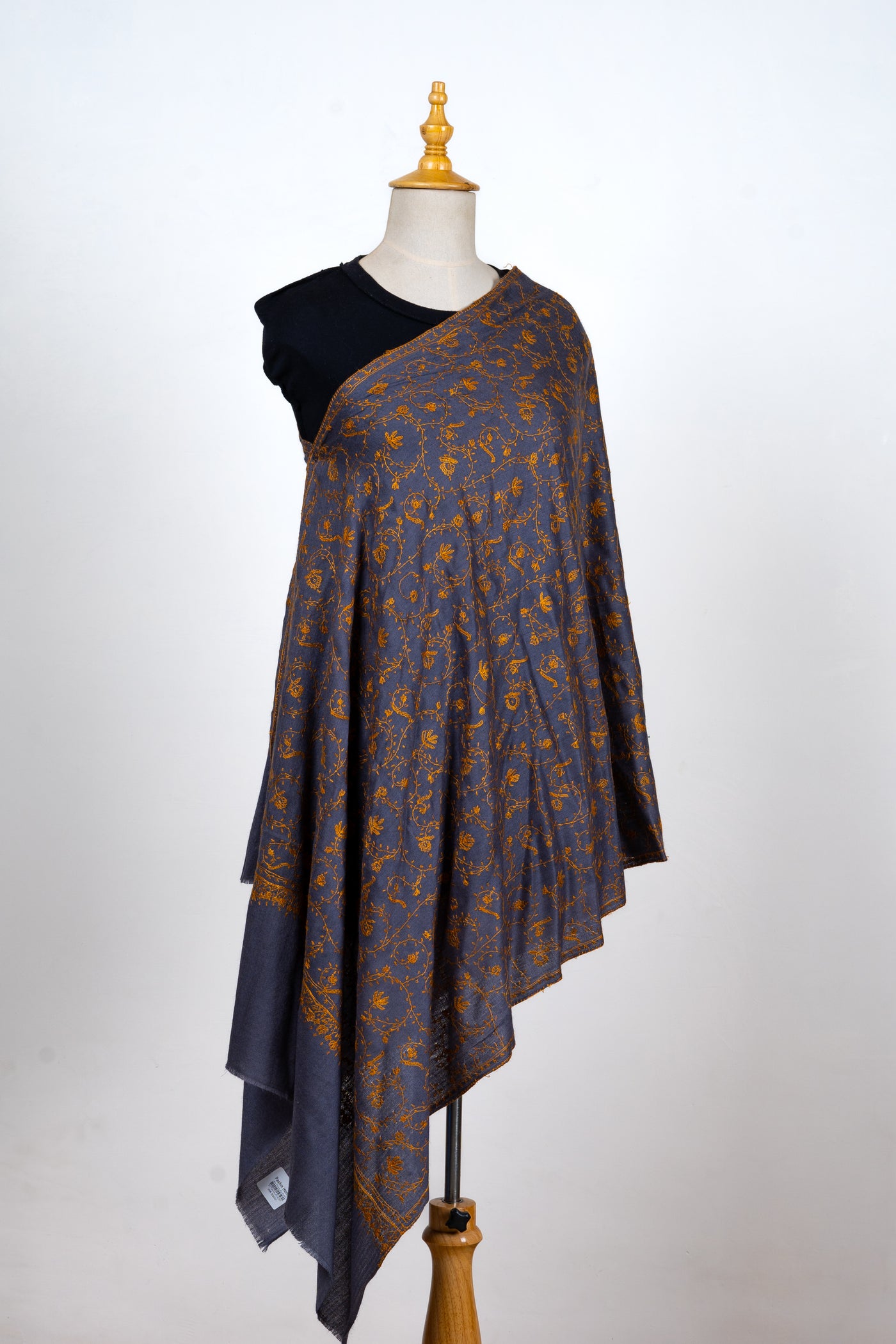 Raakh-e-Zareen: Slate & Gold Sozni Embroidered Scarf