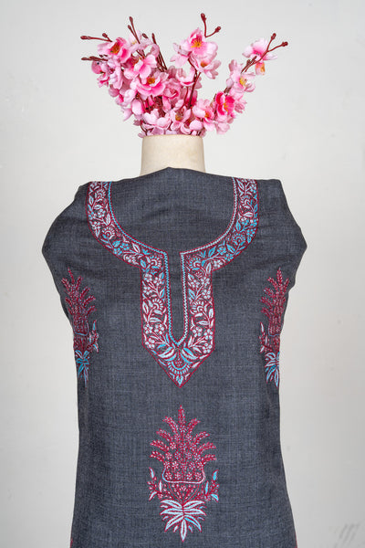 Charcoal Majesty Sozni Hand Embroidered Suit