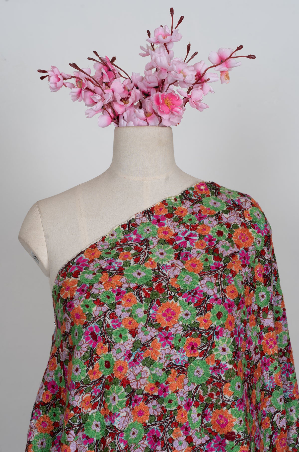 Papier-Mâché Bahaar Gul Sozni Merino Stole