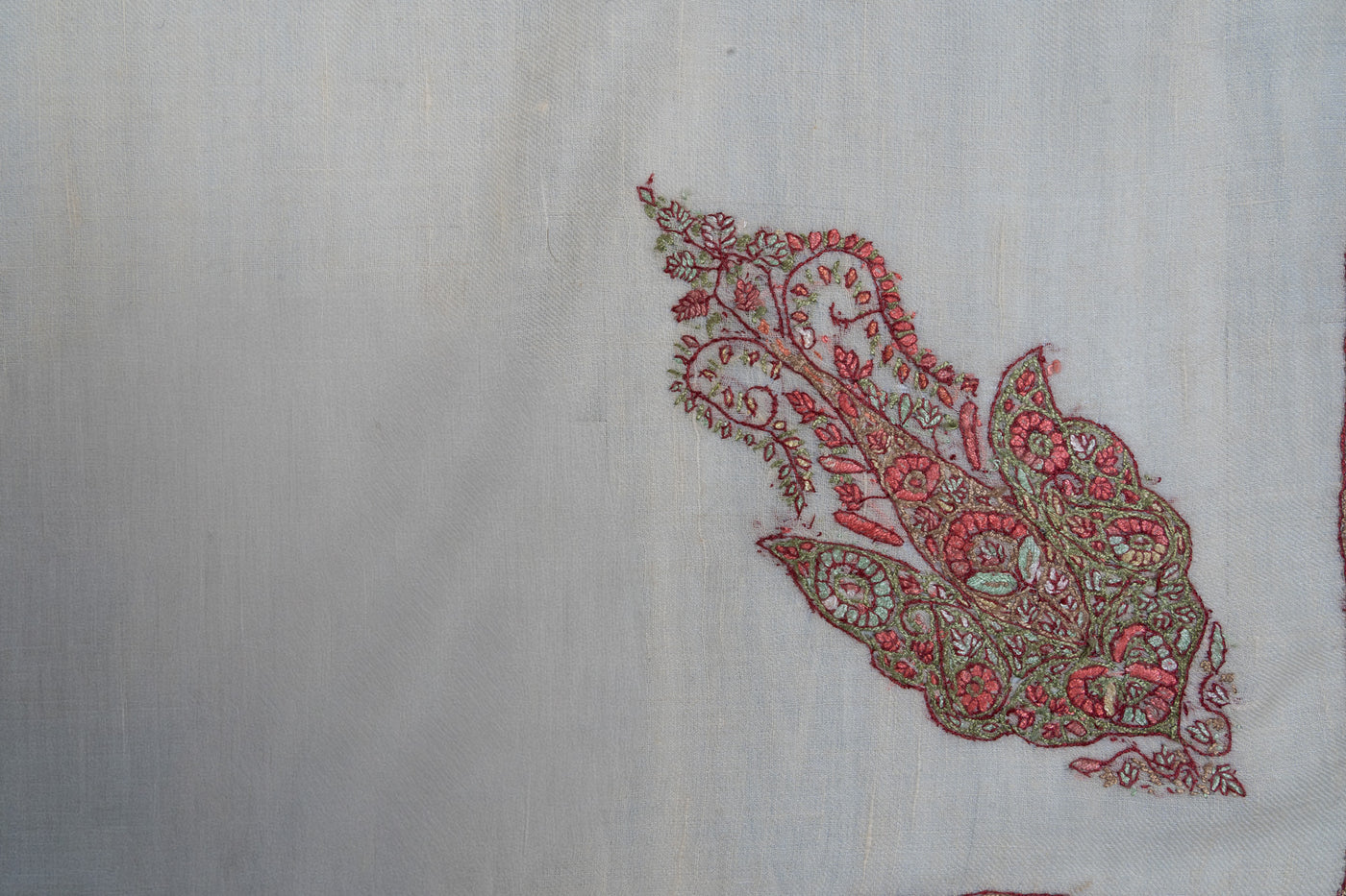 Coral Bloom Rumal — Pure Pashmina Sozni Hand Embroidered