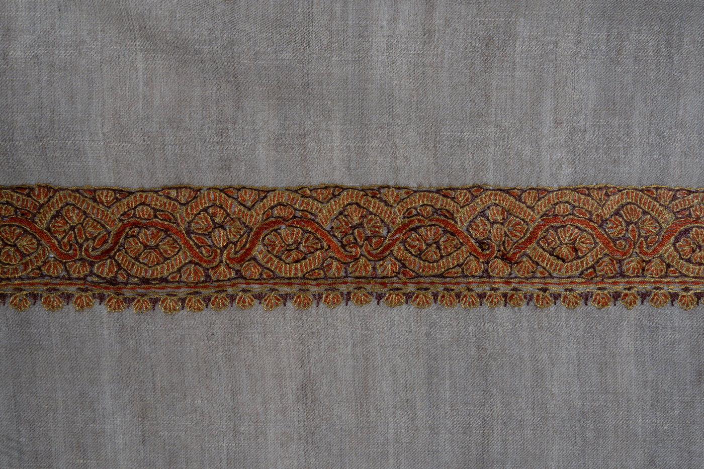 Amber Drift Rumal — Pure Pashmina Sozni Hand Embroidered