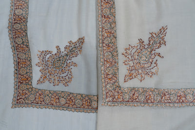 Amber Grove Rumal — Pure Pashmina Sozni Hand Embroidered