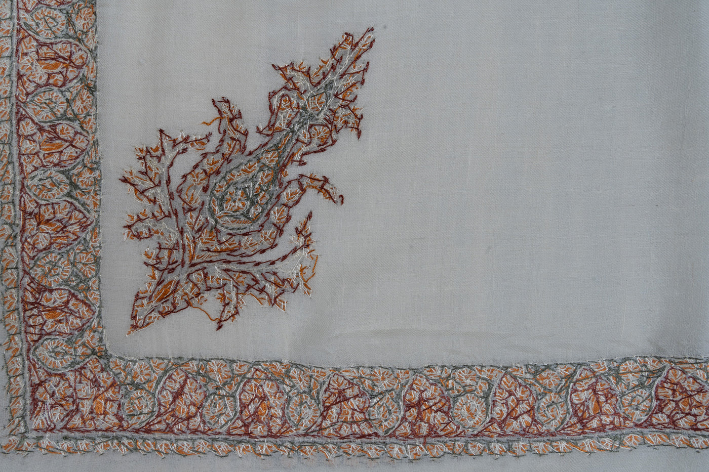 Amber Grove Rumal — Pure Pashmina Sozni Hand Embroidered