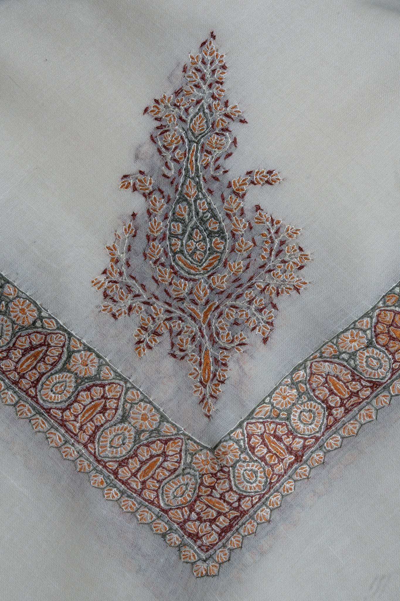 Amber Grove Rumal — Pure Pashmina Sozni Hand Embroidered