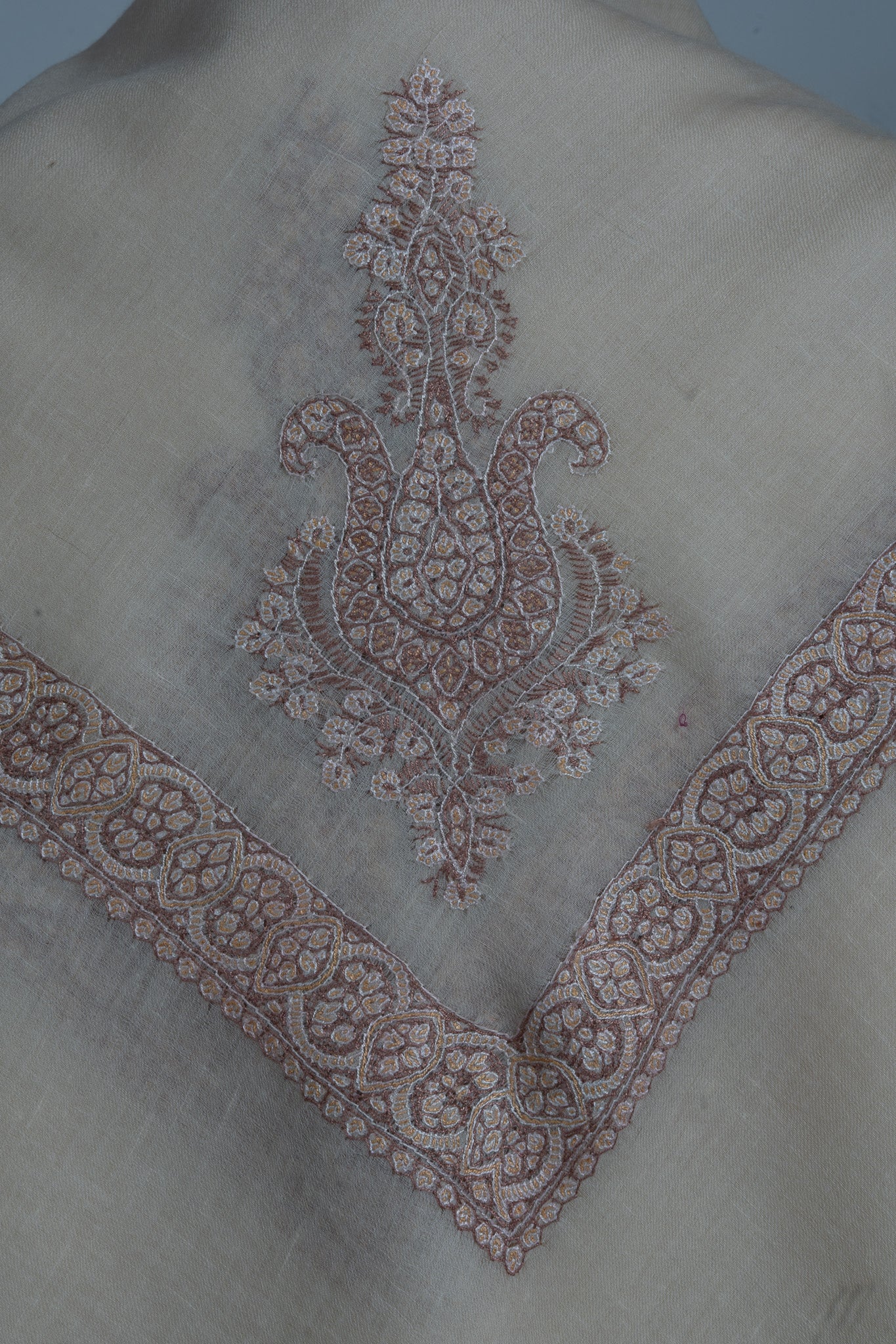 Sand Veil Rumal — Pure Pashmina Sozni Hand Embroidered