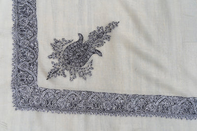 Midnight Veil Rumal — Pure Pashmina Sozni Hand Embroidered