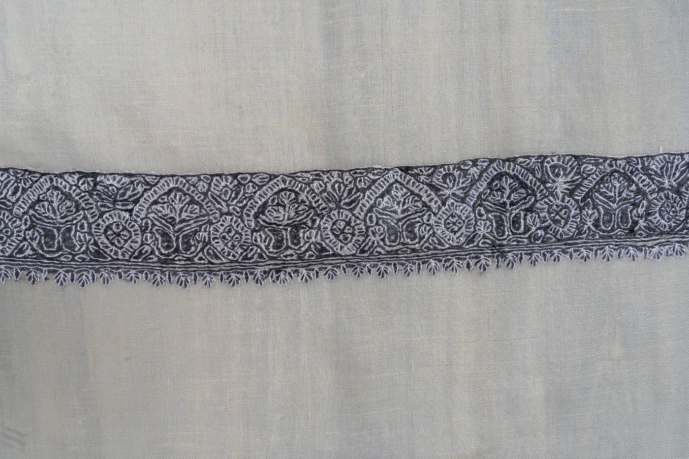 Midnight Veil Rumal — Pure Pashmina Sozni Hand Embroidered