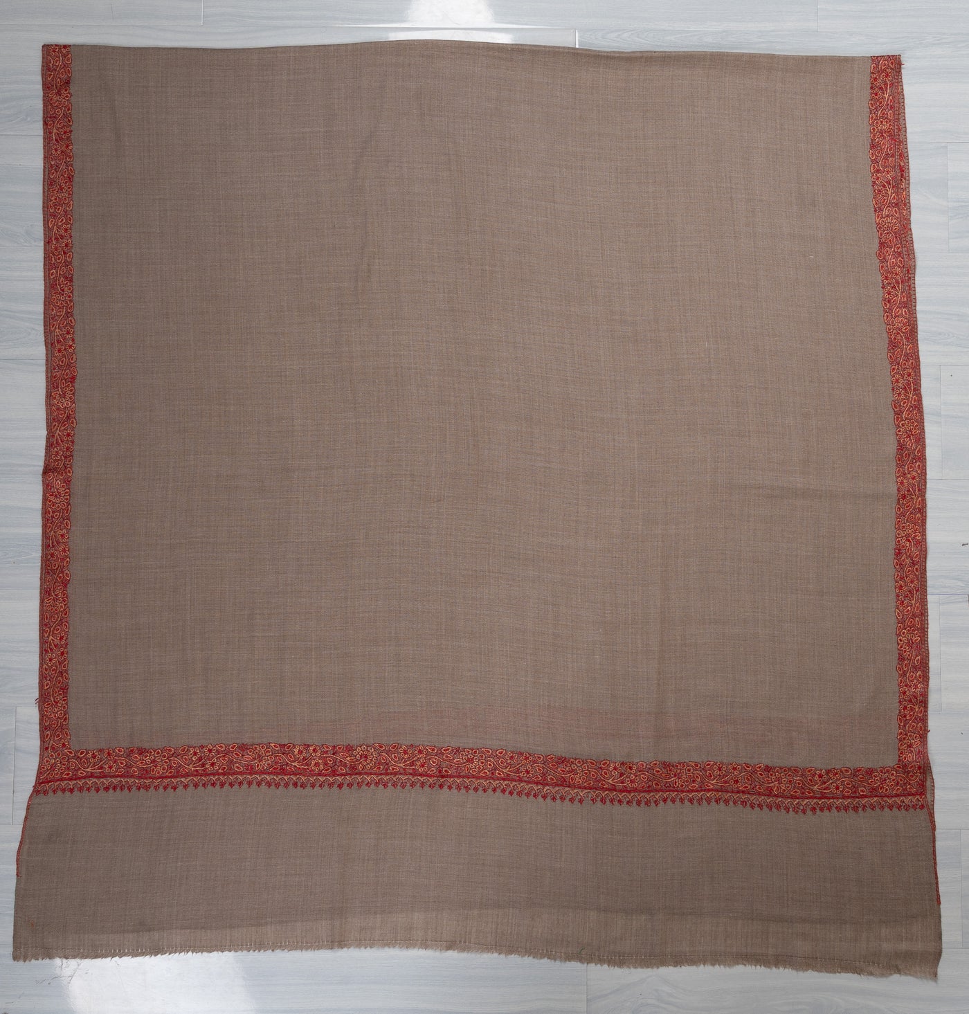 Taupe Bloom — 2.5 Yards Sozni Hand-Embroidered Shawl