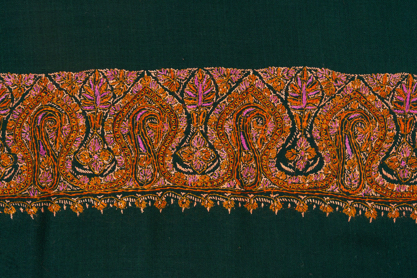 Emerald Poise — 2.5 Yards Sozni Hand-Embroidered Shawl