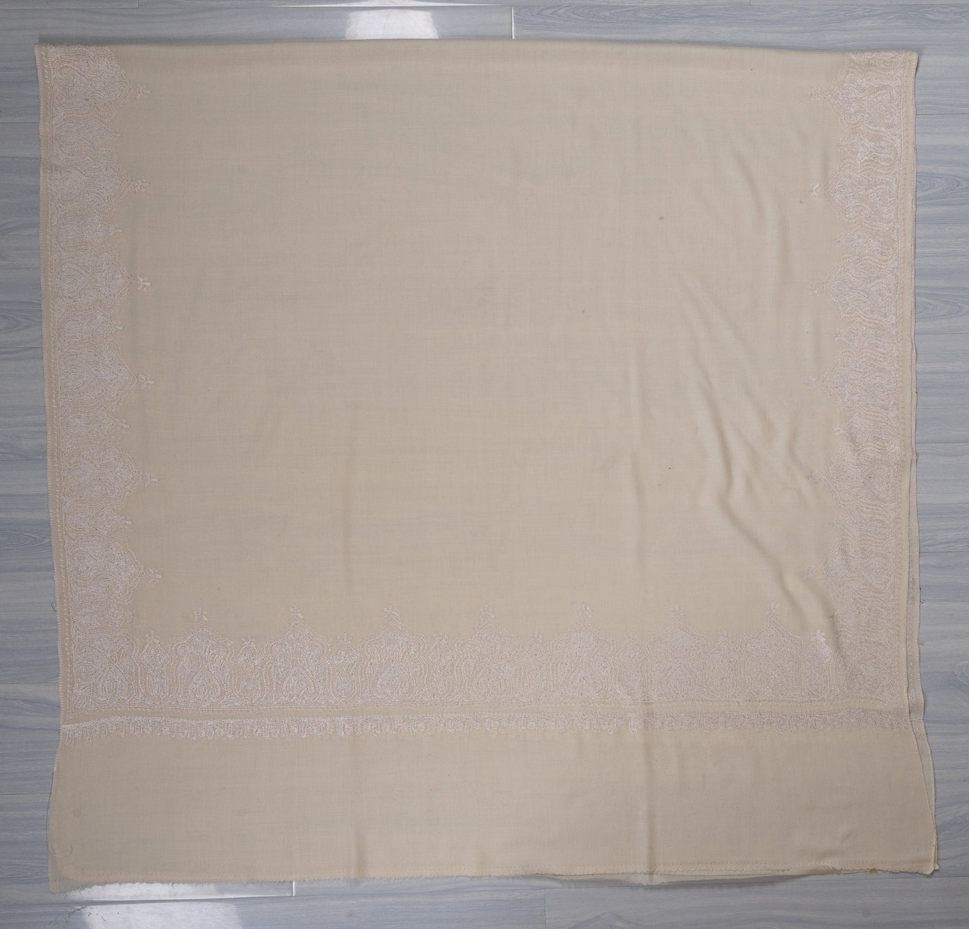 Ivory Whisper — 2.5 Yards Sozni Hand-Embroidered Shawl